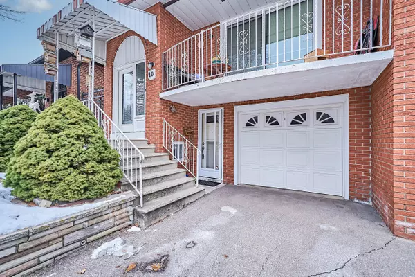 Toronto W04, ON M9N 3S3,10 Romanway CRES