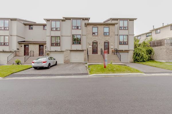 Brampton, ON L6S 3K2,82 Guildford CRES #82