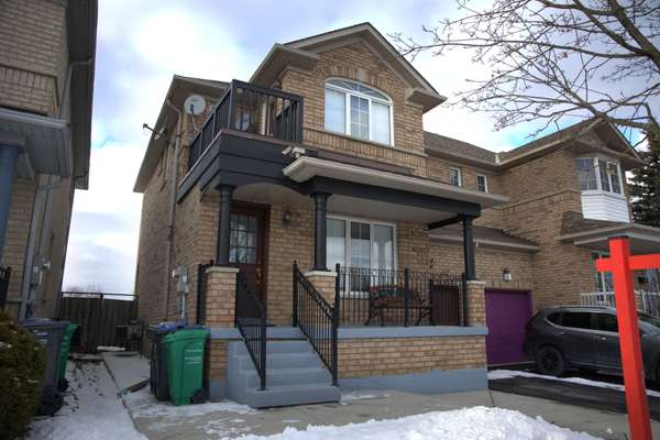 40 Starfish CT, Peel, ON L6R 2R5