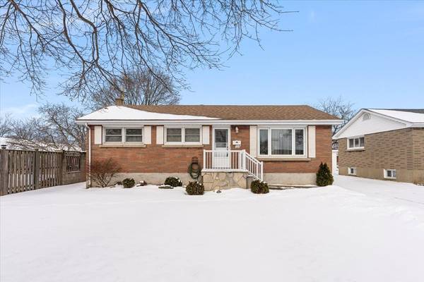 136 Elgin ST, Thorold, ON L2V 3B9