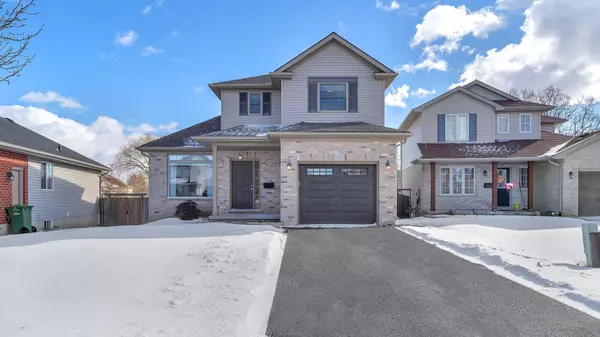 11 Meadowvale DR, Elgin, ON N5P 4P2