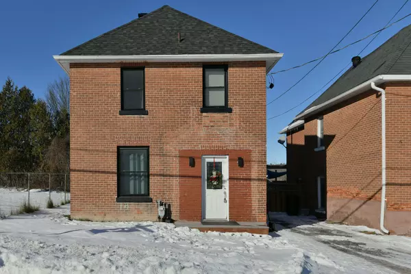 115 DIVISION ST, Renfrew, ON K2E 7Z4