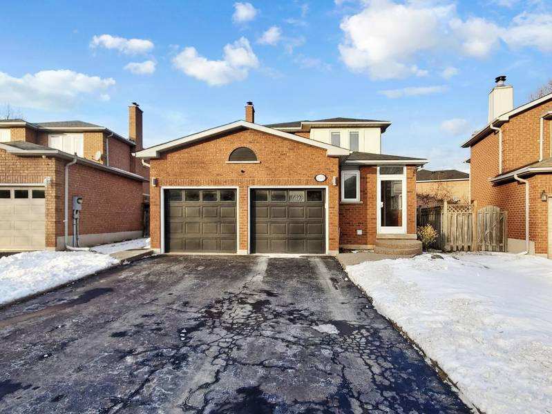 2353 Mowat AVE, Oakville, ON L6H 5X3