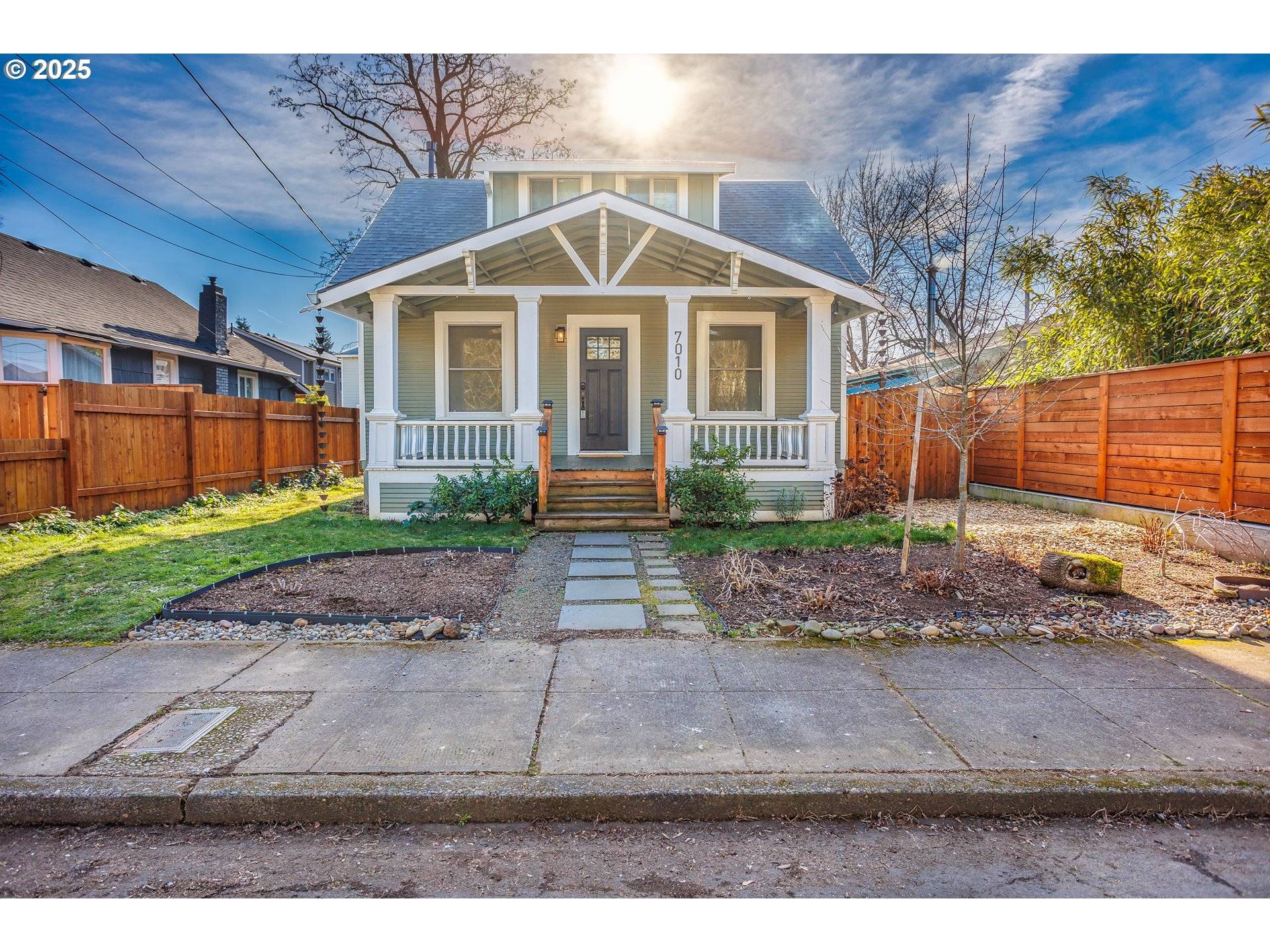 Portland, OR 97206,7010 SE BOISE ST