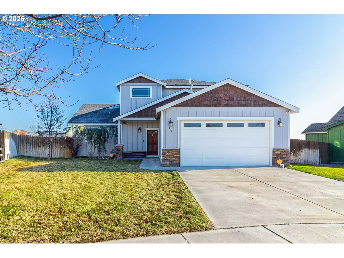 Hermiston, OR 97838,382 NW CRESTVIEW CT