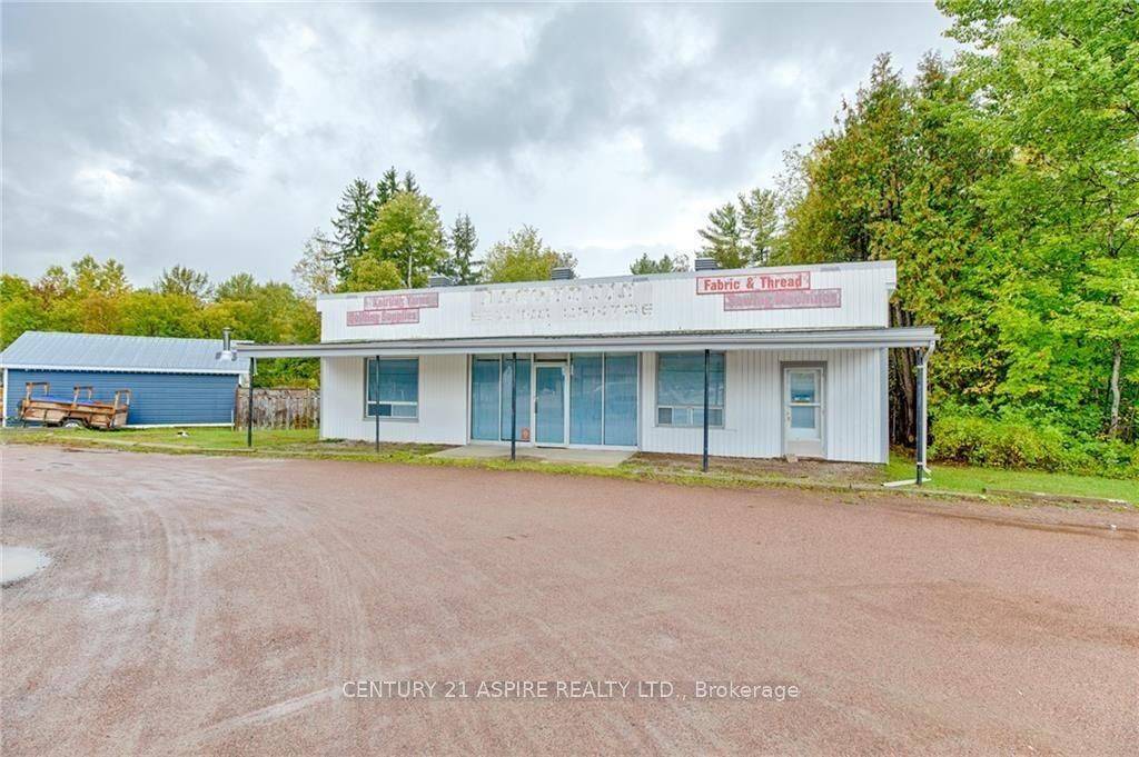 Renfrew, ON K8A 7G9,2096 Petawawa BLVD