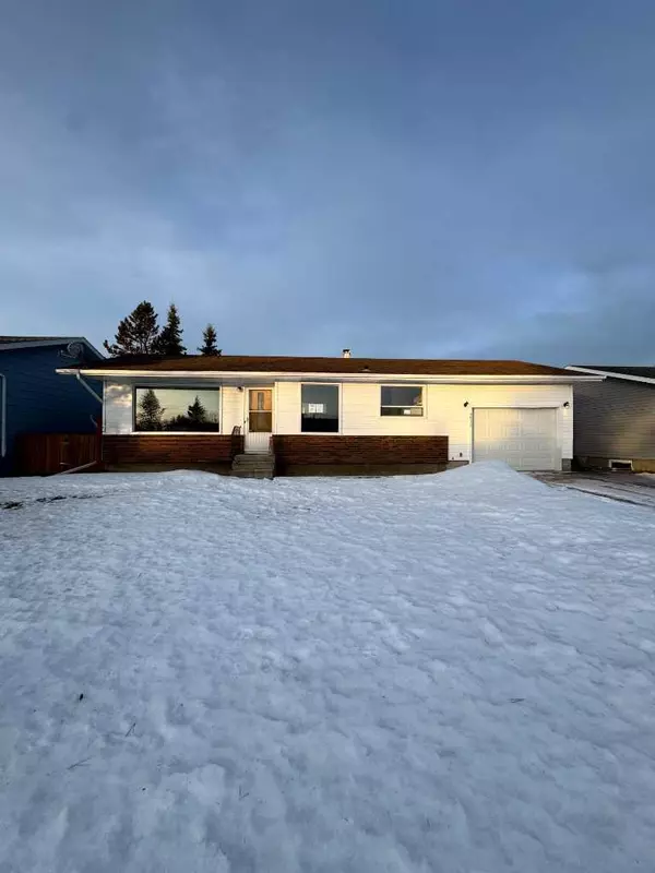 4632 54 ST, Rycroft, AB T0H3A0