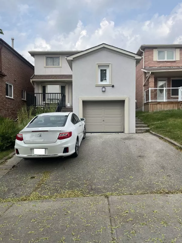 39 Palmer DR #Bsmnt, Durham, ON L1S 5V1