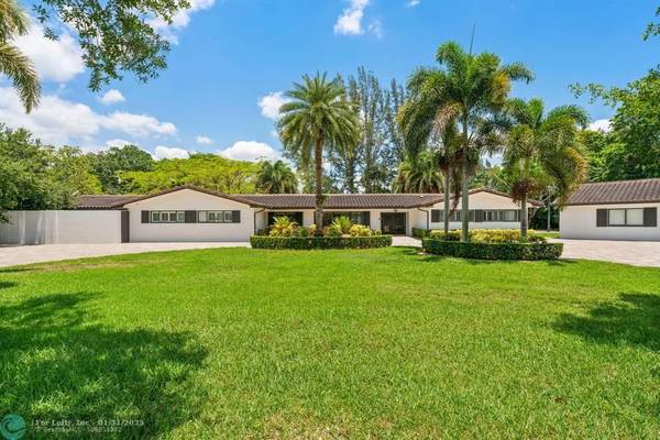 Southwest Ranches, FL 33330,14701 SUNSET LN