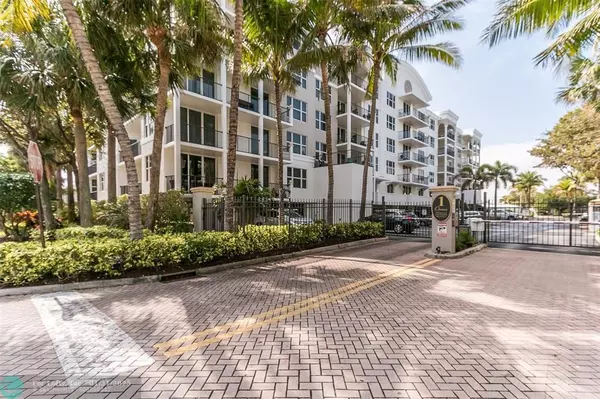 Deerfield Beach, FL 33441,191 S Ocean Dr  #311