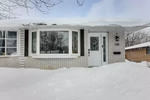 28B Bernick DR, Barrie, ON L4M 5J5