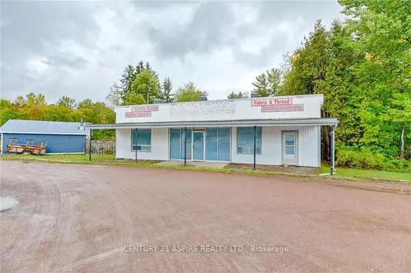 2096 Petawawa BLVD, Petawawa, ON K8A 7G9