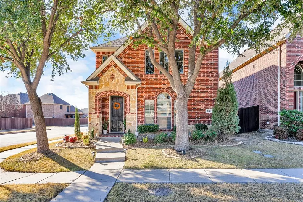 Carrollton, TX 75010,4321 Peregrine Way