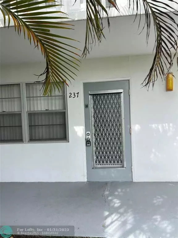 Deerfield Beach, FL 33442,237 Tilford L  #237