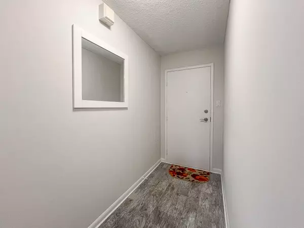 Mississauga, ON L5A 3S9,1300 Mississauga Valley BLVD #303