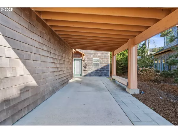 Rockaway Beach, OR 97136,1705 PANSY CT