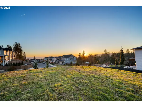 Washougal, WA 98671,989 W MAGNOLIA LOOP