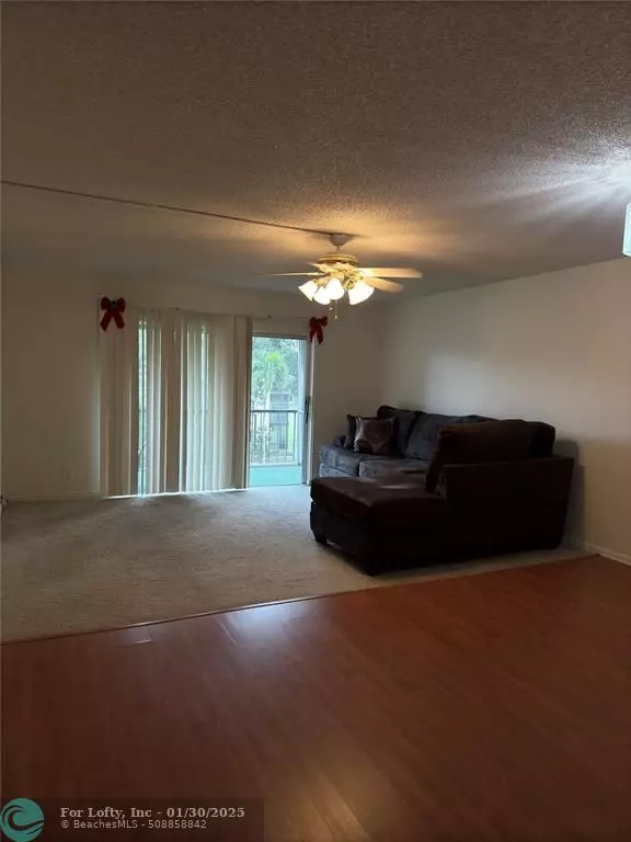 Lauderhill, FL 33319,6361 N Falls Circle Dr  #309