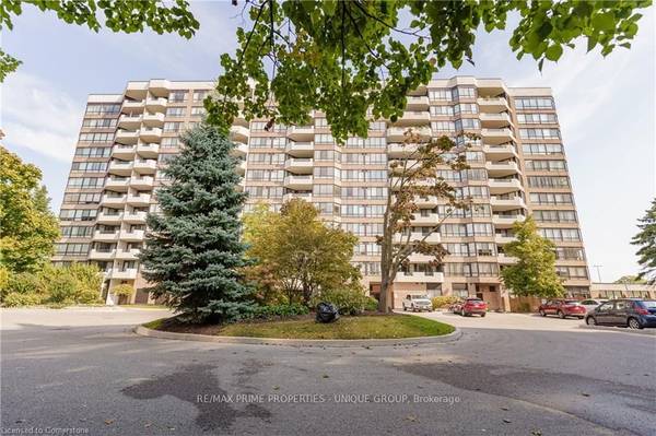 25 Austin DR #827, Markham, ON L3R 8H4