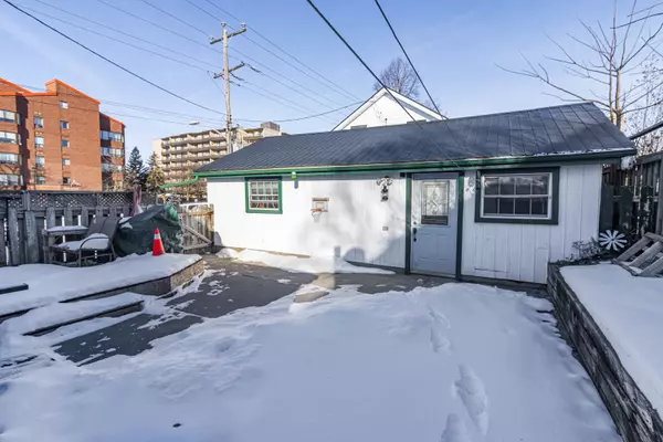 Woodstock, ON N4S 4K2,671 George ST