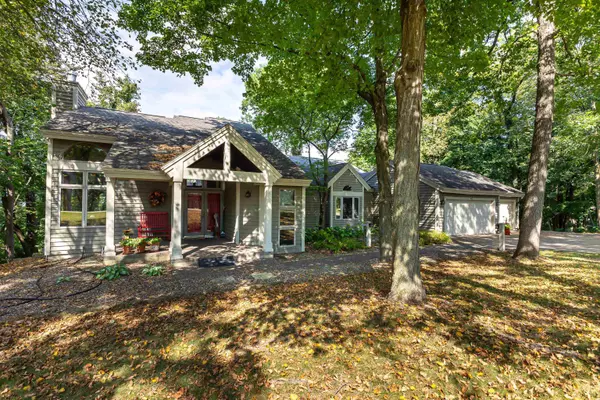 41 Stony Point, Galena, IL 61036