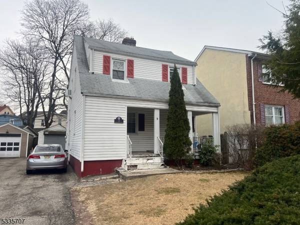 38 Hoffman Blvd, East Orange City, NJ 07017