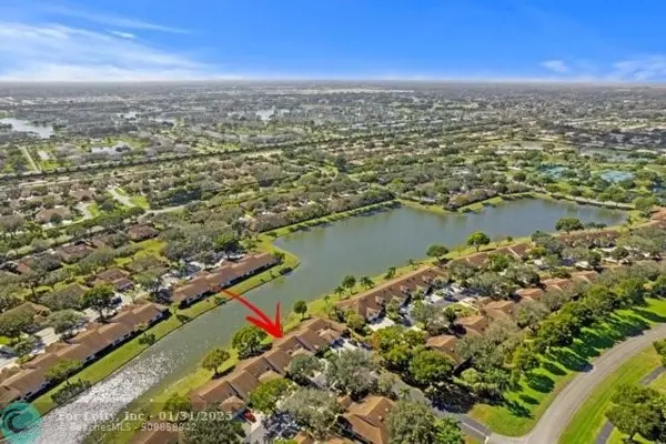 Boca Raton, FL 33496,8322 Springlake Dr  #8322