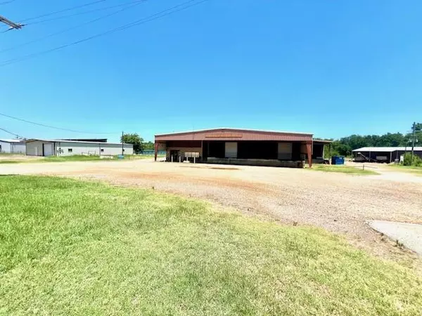 Winnsboro, TX 75494,1211 E Coke RD Road