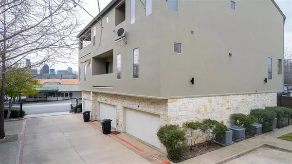 Dallas, TX 75204,1600 N Haskell Avenue #15