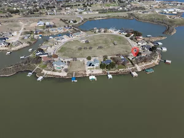 Runaway Bay, TX 76426,519 Islet Drive