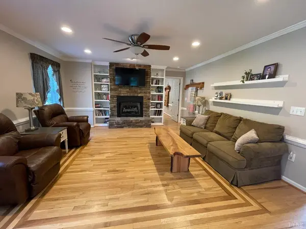 Lynch Station, VA 24571,1301 Alabaster LN