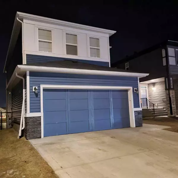 238 Creekside WAY Southwest, Calgary, AB T2X 4B6