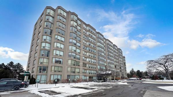 175 Cedar AVE #410, Richmond Hill, ON L4C 9V3