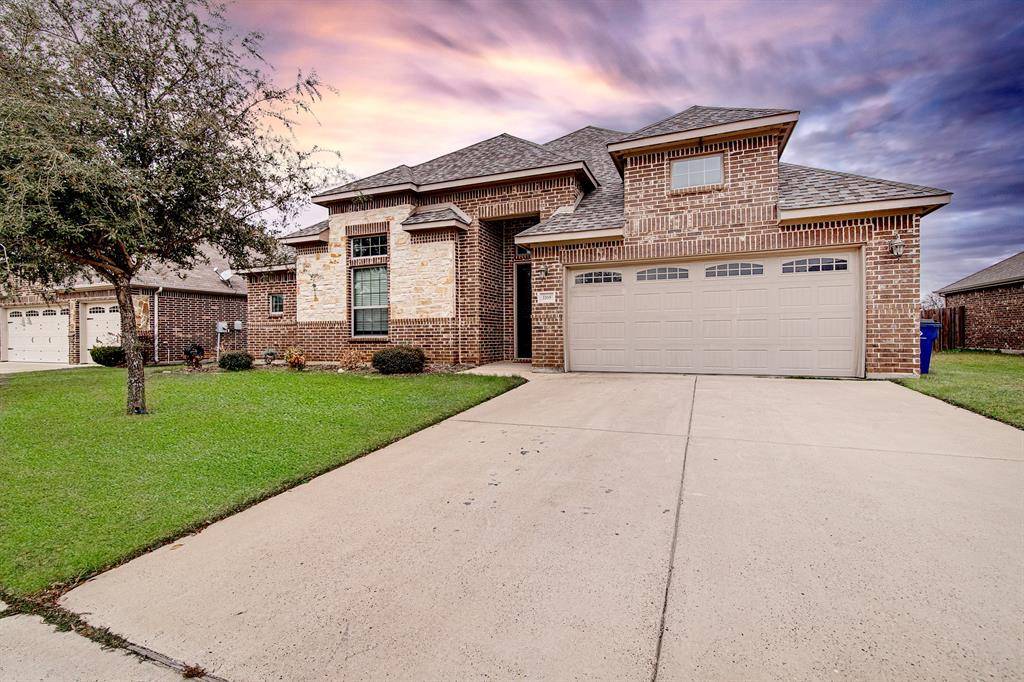 1168 Sapphire Lane,  Burleson,  TX 76058
