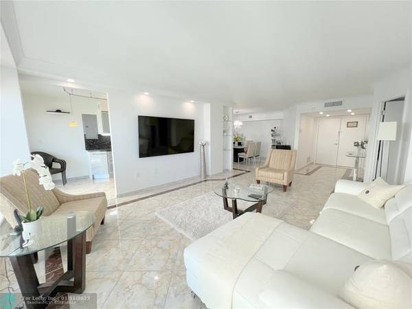 Fort Lauderdale, FL 33308,3400 Galt Ocean Drive  #1007S