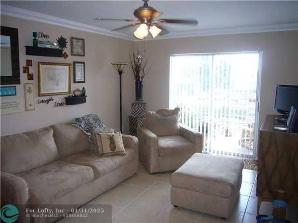 Margate, FL 33063,6503 Winfield Blvd  #204-D