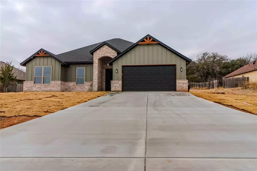 4112 Seminole Trail, Granbury, TX 76048