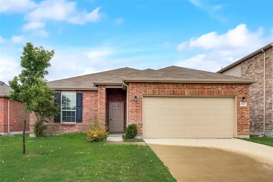 1012 Rivers Creek Lane, Little Elm, TX 75068