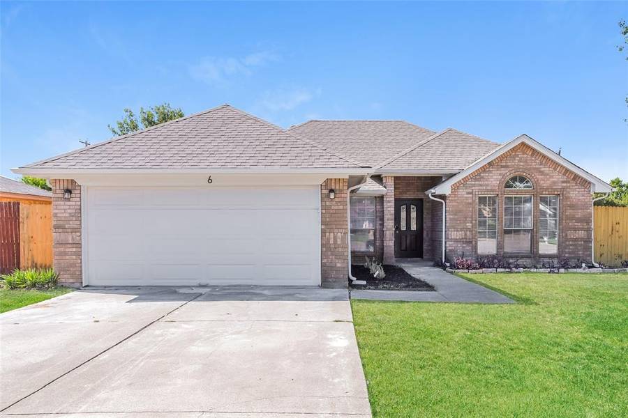 6 Mills Court, Mansfield, TX 76063