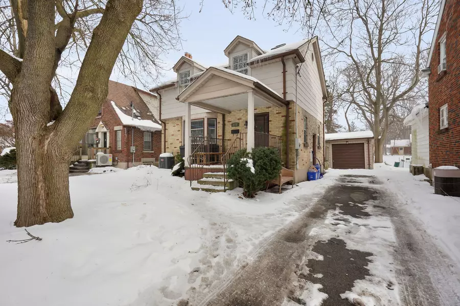 223 Epworth AVE, Middlesex, ON N6A 2M2