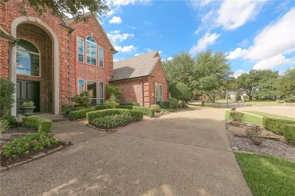 Dallas, TX 75287,4512 Briar Oaks Circle