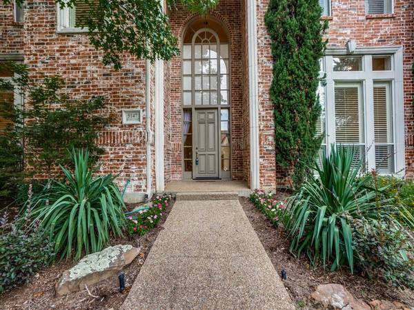 Dallas, TX 75287,5147 Quail Lake Drive