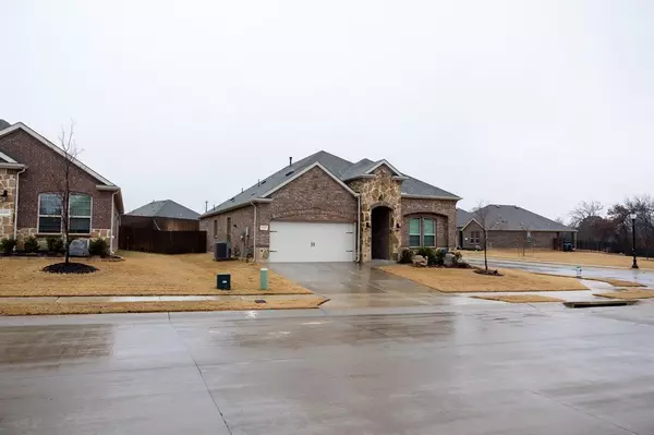 11233 Shady Meadows Way, Aubrey, TX 76227