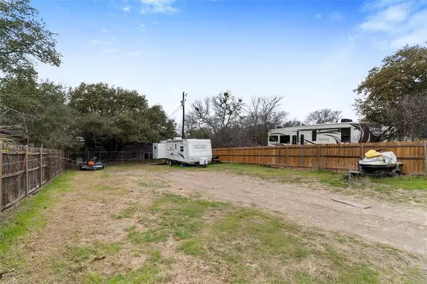 Granbury, TX 76049,612 Longhorn Trail