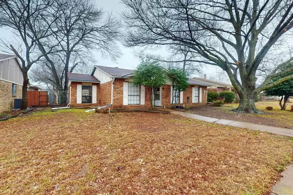 Dallas, TX 75249,7310 Emory Oak Lane