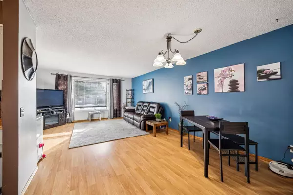 Calgary, AB T2W 3K4,262 Woodside CIR Southwest