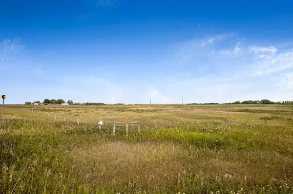 Rural Rocky View County, AB T1X 0H8,225206 Range Road 273