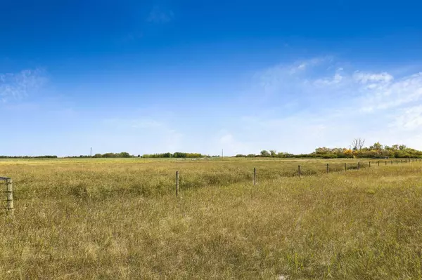 Rural Rocky View County, AB T1X 0H8,225206 Range Road 273