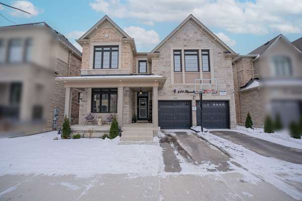 449 Thornborrow CT, Milton, ON L9E 1T4