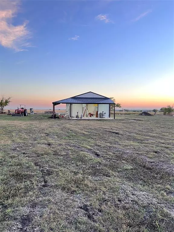 214 4732 PR, Rhome, TX 76078